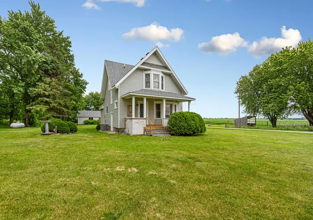 Homes for sale in New Richland, MN | 15041 State Hwy 30, New Richland, MN 56072 | MLS# 7069727