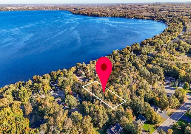 1st image of 1077 S Shore Dr, Detroit Lakes, MN 56501 | MLS# 7069728