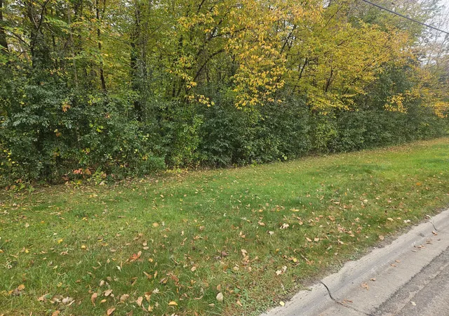 3rd image of 1077 S Shore Dr, Detroit Lakes, MN 56501 | MLS# 7069728