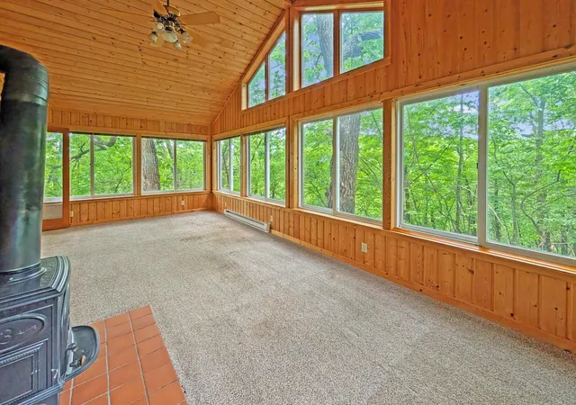 Photo 4 of Single family home for sale at 16220 Hayes Ave, Carver, MN 55315 | MLS# 7069734 | Listing updated on 2026-09-23