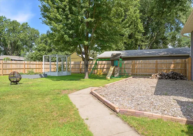 3rd image of 5809 Quail Ave N, Minneapolis, MN 55429 | MLS# 7069744