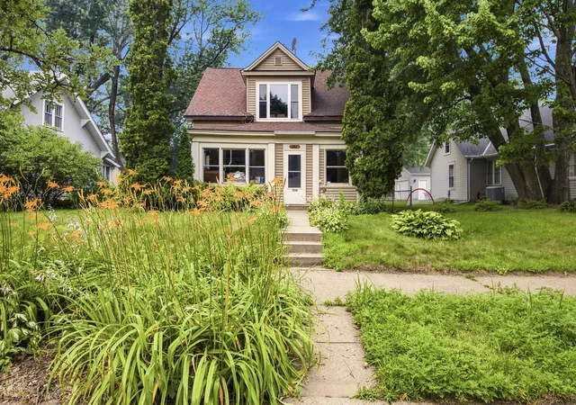 Photo 2 of Single family home for sale at 5136 43rd Avenue S, Minneapolis, MN 55417 | MLS# 7069782 | Listing updated on 2026-08-05