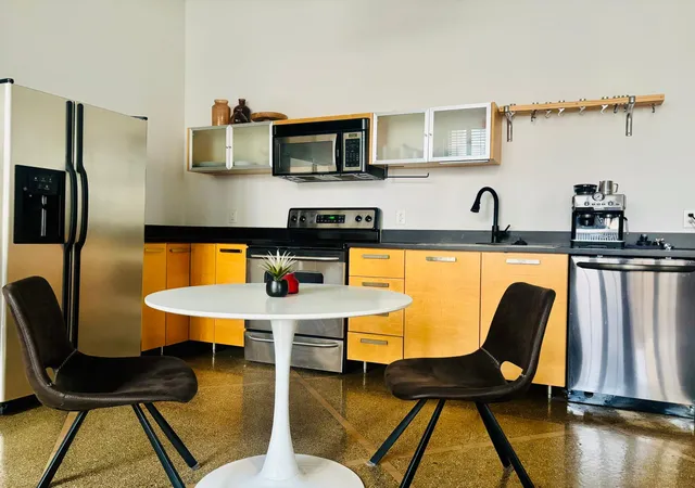 Photo 4 of Condo for sale at 350 Saint Peter St #608, Saint Paul, MN 55102 | MLS# 7069877 | Listing updated on 2026-08-10