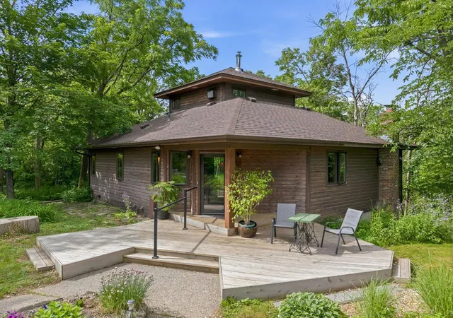 Homes for sale in Cannon Falls, MN | 2670 310th St, Cannon Falls, MN 55009 | MLS# 7069890