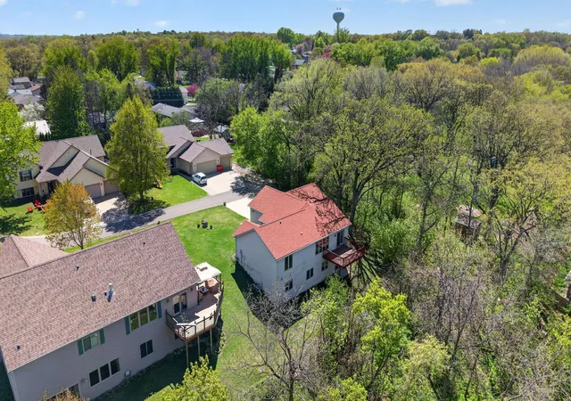 4th image of 95 22Nd St Sw, Rochester, MN 55902 | MLS# 7069892