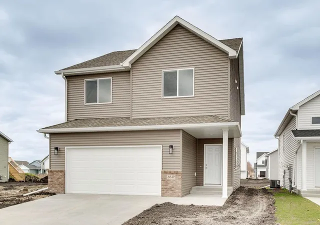 Homes for sale in Fargo, ND | 6826 Selkirk Dr S, Fargo, ND 58104 | MLS# 7069900