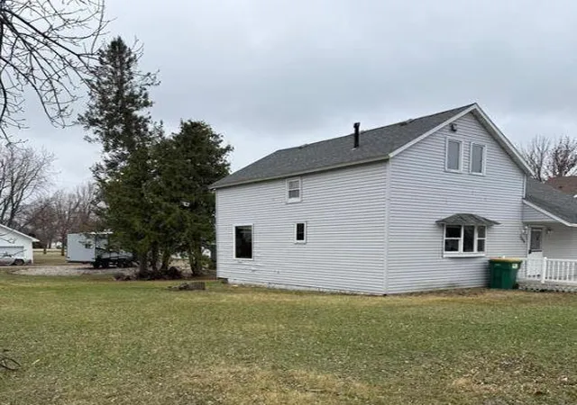 Photo 2 of Single family home for sale at 308 W 3rd Street, Argyle, MN 56713 | MLS# 7069901 | Listing updated on 2026-09-13