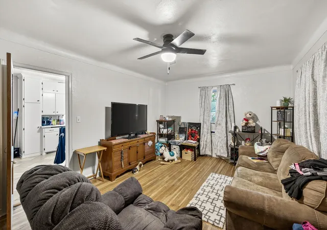 Listing Photo 5 - Condo for sale in building located at 1562 Ivy Ave E, Saint Paul, MN 55106