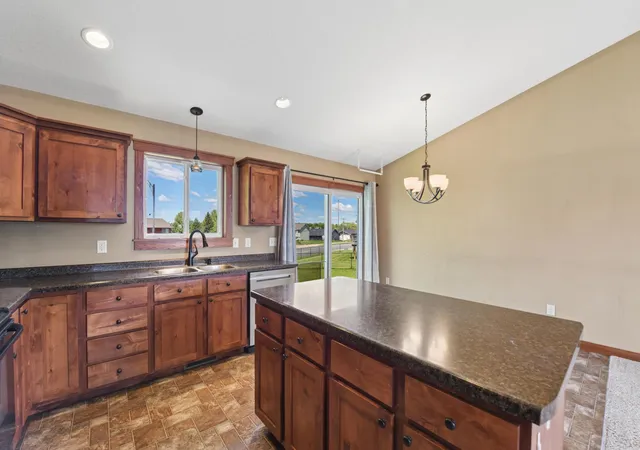 Homes for sale in New Richmond, WI | 1307 Osprey Ct, New Richmond, WI 54017 | MLS# 7070156