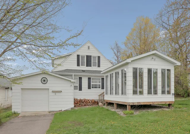 Homes for sale in Holdingford, MN | 240 Washington St, Holdingford, MN 56340 | MLS# 7070167