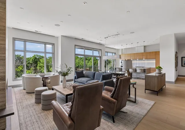 Condo for sale at 935 Lake St E #403, Wayzata, MN 55391 | MLS# 7070209