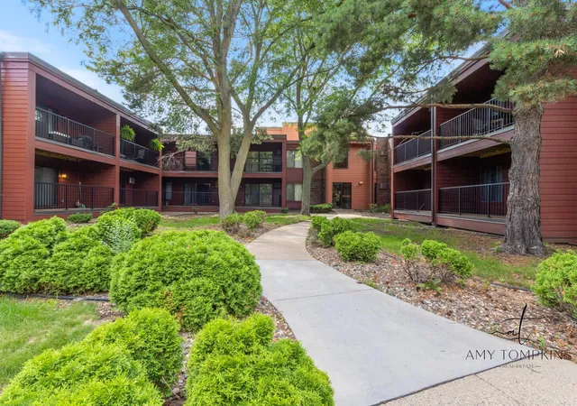 Homes for sale in Bloomington, MN | 8025 Xerxes Ave S #112, Bloomington, MN 55431 | MLS# 7070345