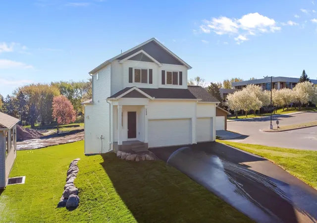 2nd image of 599 Stinson Blvd, Saint Paul, MN 55112 | MLS# 7070391