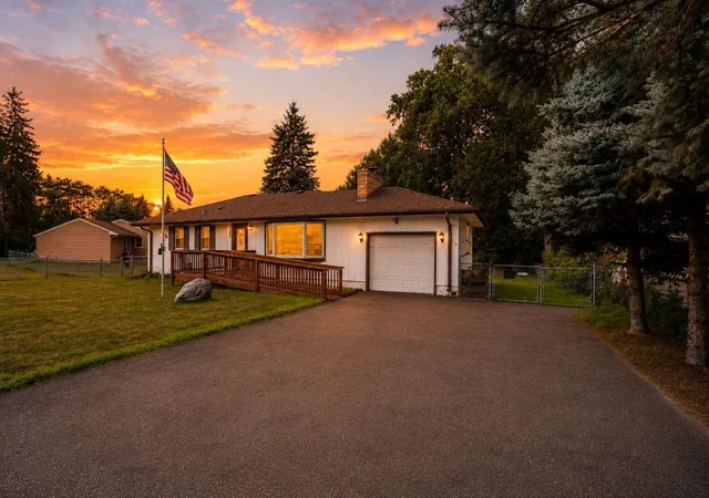 Photo 1 of Sale Pending at 4585 Otter Lake Rd, Saint Paul, MN 55110 | MLS# 7070417 | Listing updated on 2026-08-31