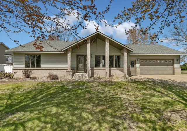 Homes for sale in Richmond, MN | 514 Main St E, Richmond, MN 56368 | MLS# 7070454