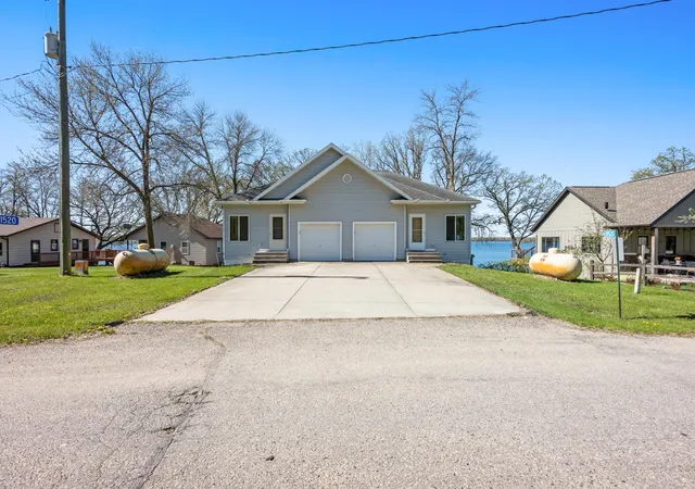 2nd image of 11520 Forada Beach Rd Se #A & B, Alexandria, MN 56308 | MLS# 7070518