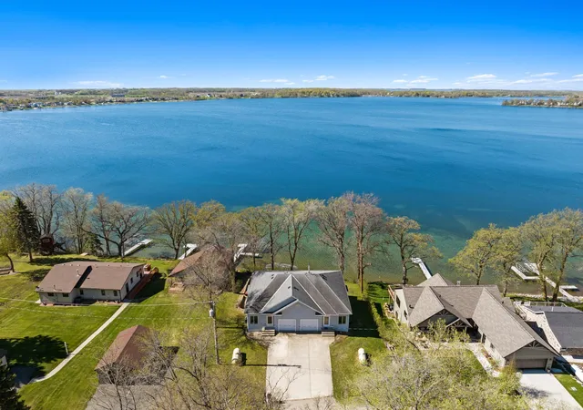 3rd image of 11520 Forada Beach Rd Se #A & B, Alexandria, MN 56308 | MLS# 7070518
