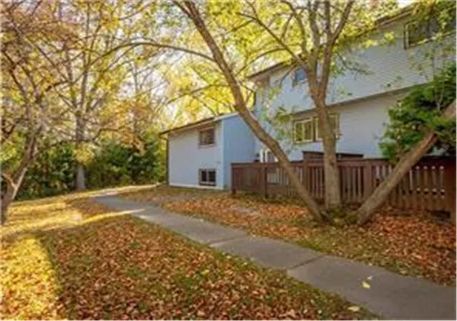 1st image of 4819 Grenwich Wy N, Saint Paul, MN 55128 | MLS# 7070573