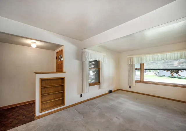 Photo 4 of Single family home for sale at 120 W 9th Street, Fairmont, MN 56031 | MLS# 7070649 | Listing updated on 2026-08-21