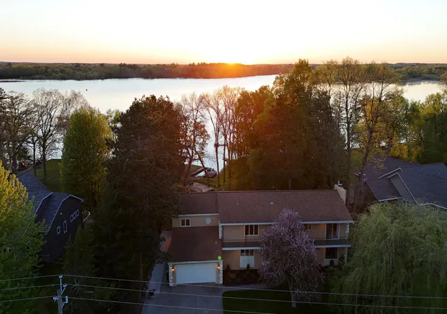 3rd image of 1411 Riverview Dr, Little Falls, MN 56345 | MLS# 7070664