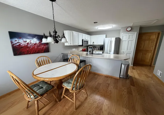 Homes for sale in Woodbury, MN | 7524 Ojibway Park Rd, Woodbury, MN 55125 | MLS# 7070704