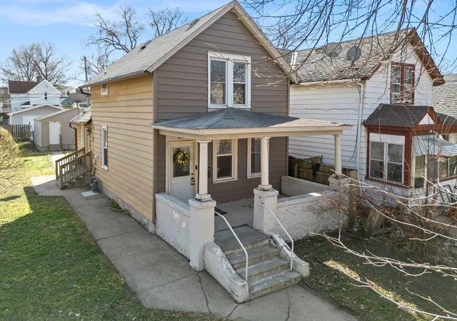 Homes for sale in Saint Paul, MN | 602 Edmund Ave, Saint Paul, MN 55103 | MLS# 7070765