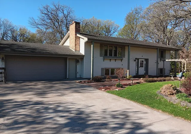 Homes for sale in Anoka, MN | 6828 157th Ln Nw, Anoka, MN 55303 | MLS# 7070890
