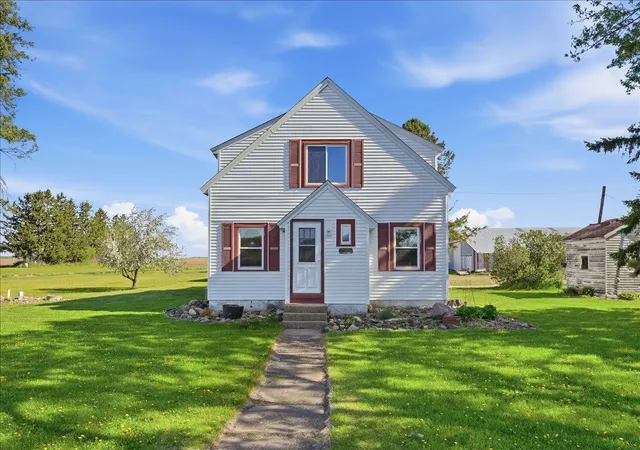 2nd image of 1862 130th Ave, Baldwin, WI 54002 | MLS# 7070963