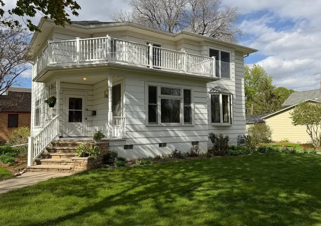 Homes for sale in Luverne, MN | 504 N Estey St, Luverne, MN 56156 | MLS# 7071077