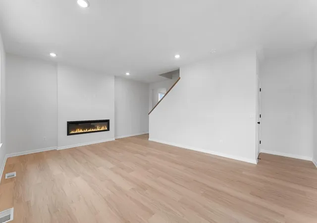 Photo 4 of Sale Pending at 10559 Glenbrook Ave S, Cottage Grove, MN 55016 | MLS# 7071160 | Listing updated on 2026-10-05