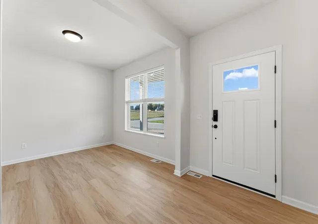 Photo 3 of Single family home for sale at 10573 Glenbrook Ave S, Cottage Grove, MN 55016 | MLS# 7071178 | Listing updated on 2026-10-22