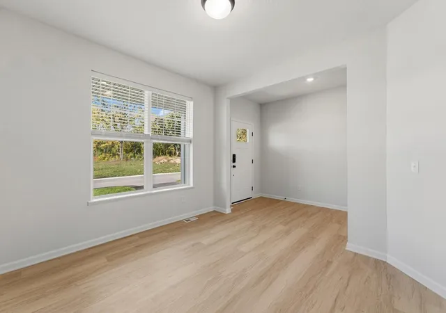 Photo 3 of Single family home for sale at 10573 Glenbrook Ave S, Cottage Grove, MN 55016 | MLS# 7071178 | Listing updated on 2026-10-08