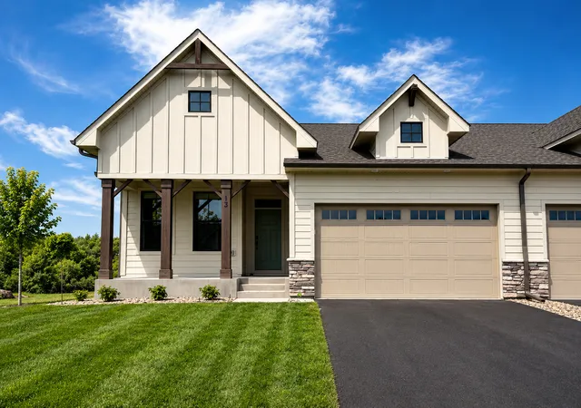 1st image of 13 Palomino Ct, Hudson, WI 54016 | MLS# 7071183