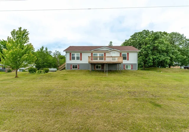 2nd image of 22733 Treetop Rd, Henning, MN 56551 | MLS# 7071211