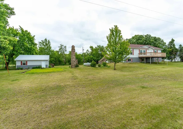 Photo 4 of Sale Pending at 22733 Treetop Rd, Henning, MN 56551 | MLS# 7071211 | Listing updated on 2026-09-24