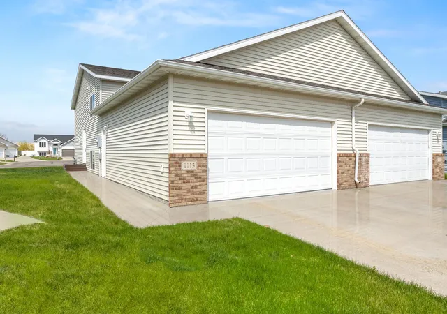 Photo 1 of Sale Pending at 1113 39th Avenue S, Moorhead, MN 56560 | MLS# 7071323 | Listing updated on 2026-09-16