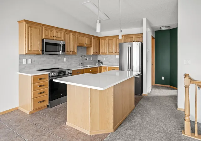 Photo 3 of Sale Pending at 1113 39th Avenue S, Moorhead, MN 56560 | MLS# 7071323 | Listing updated on 2026-09-16