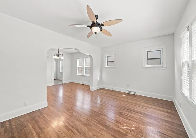 2nd image of 4029 11th Ave S, Minneapolis, MN 55407 | MLS# 7071378