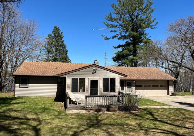 Homes for sale in Cushing, MN | 33600 Leisure Dr, Cushing, MN 56443 | MLS# 7071465