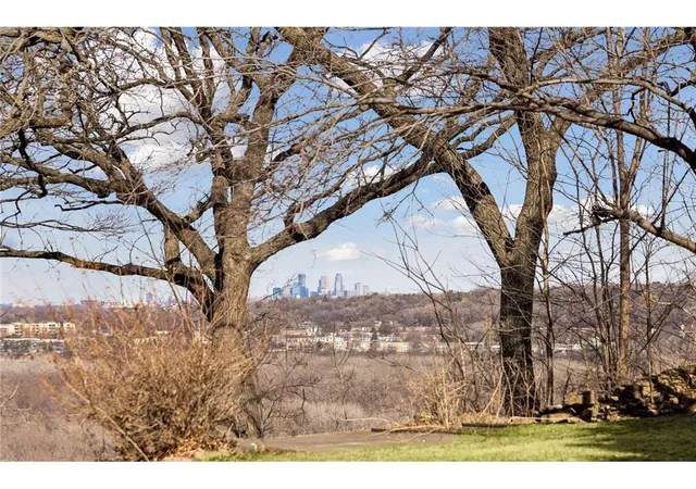 3rd image of 18Xx Hunter Ln, Mendota Heights, MN 55118 | MLS# 7071467