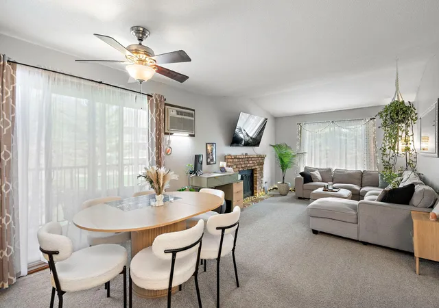 4th image of 2210 Ridge Dr, St. Louis Park, MN 55416