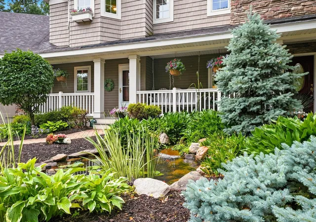 Photo 3 of Sale Pending at 21420 Crimson Ct, Lakeville, MN 55044 | MLS# 7071524 | Listing updated on 2026-09-02