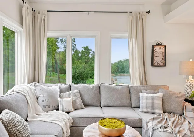 Photo 4 of Sale Pending at 21420 Crimson Ct, Lakeville, MN 55044 | MLS# 7071524 | Listing updated on 2026-09-02