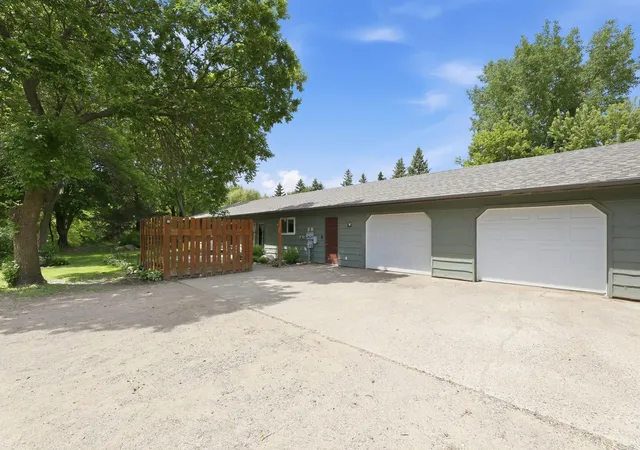 Homes for sale in Elk River, MN | 20418 Auburn St Nw, Elk River, MN 55330 | MLS# 7071530