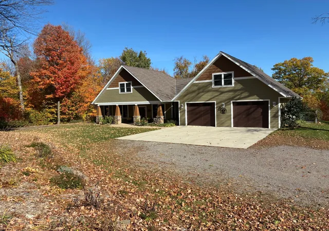Photo 1 of Single family home for sale at 21945 County 38, Long Prairie, MN 56347 | MLS# 7071686 | Listing updated on 2026-10-09
