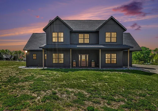 Homes for sale in Le Center, MN | 19347 Lake Volney Cir, Le Center, MN 56057 | MLS# 7071735