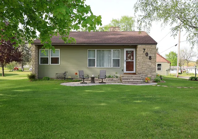 Photo 2 of Single family home for sale at 708 3rd Street, Pepin, WI 54759 | MLS# 7071801 | Listing updated on 2026-08-16