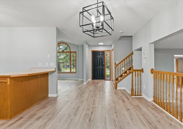 5th image of 6130 Albert Ln, North Branch, MN 55056 | MLS# 7071802