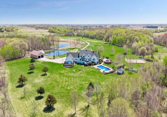 Homes for sale in Lindstrom, MN | 36738 Oriole Ave, Lindstrom, MN 55045 | MLS# 7071828
