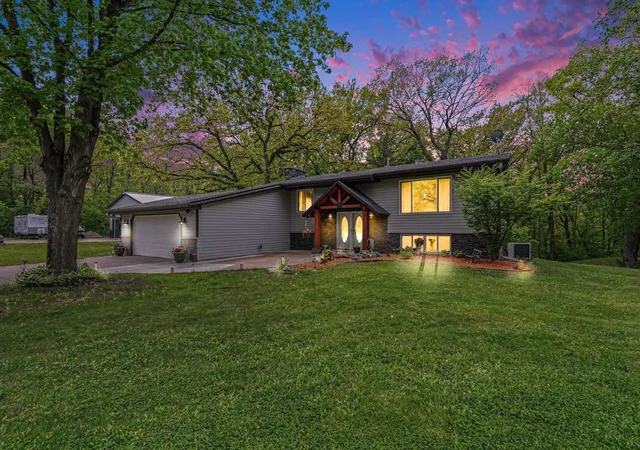 Homes for sale in Lindstrom, MN | 28264 Olinda Trl, Lindstrom, MN 55045 | MLS# 7071927